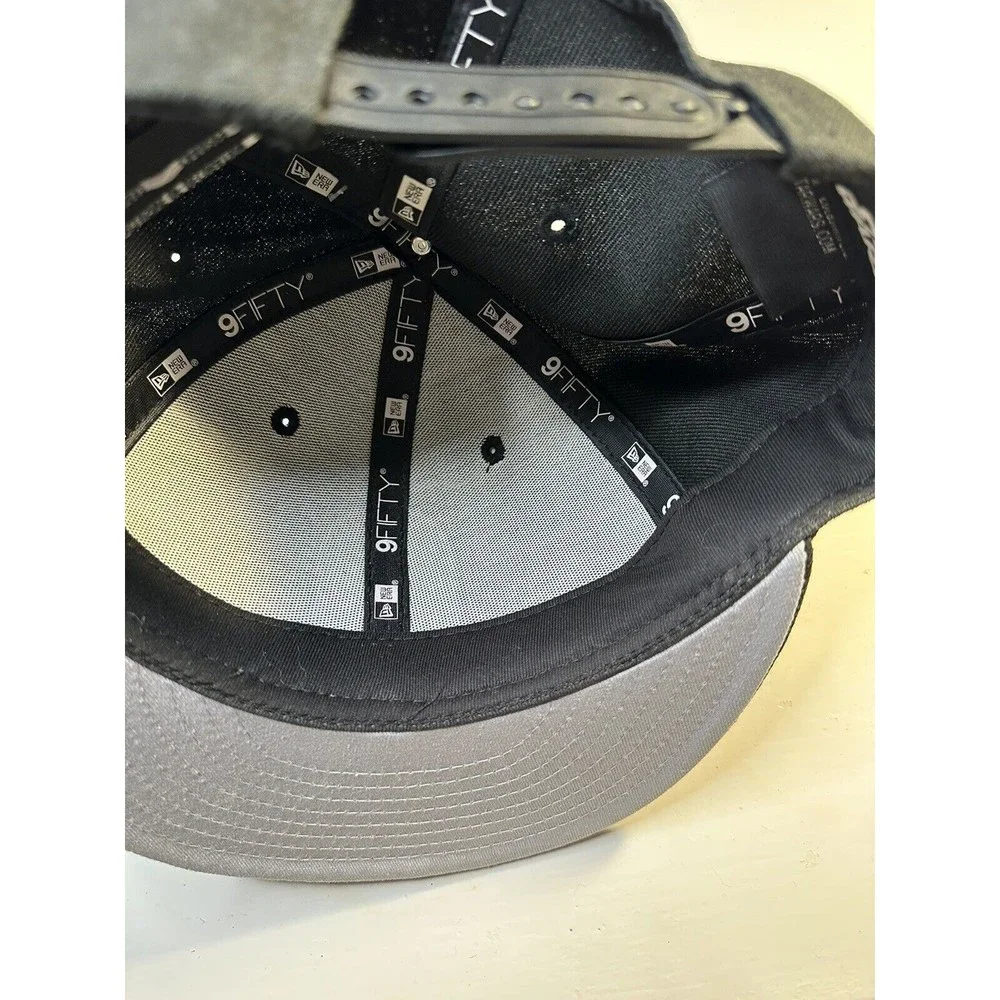 Star Wars New Era 59FIFTY The Empire Strikes Back Black SnapBack Hat Cap New - Picture 8 of 10